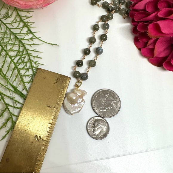 NEW⚜️Labradorite & Freshwater Pearl Handmade Necklace - Picture 8 of 8